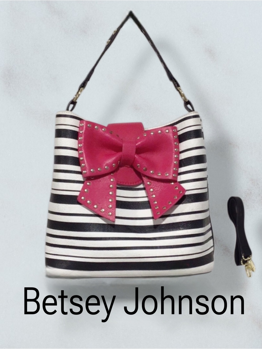 BETSEY JOHNSON Hopeless Romantic  Bucket Shoulder Bag